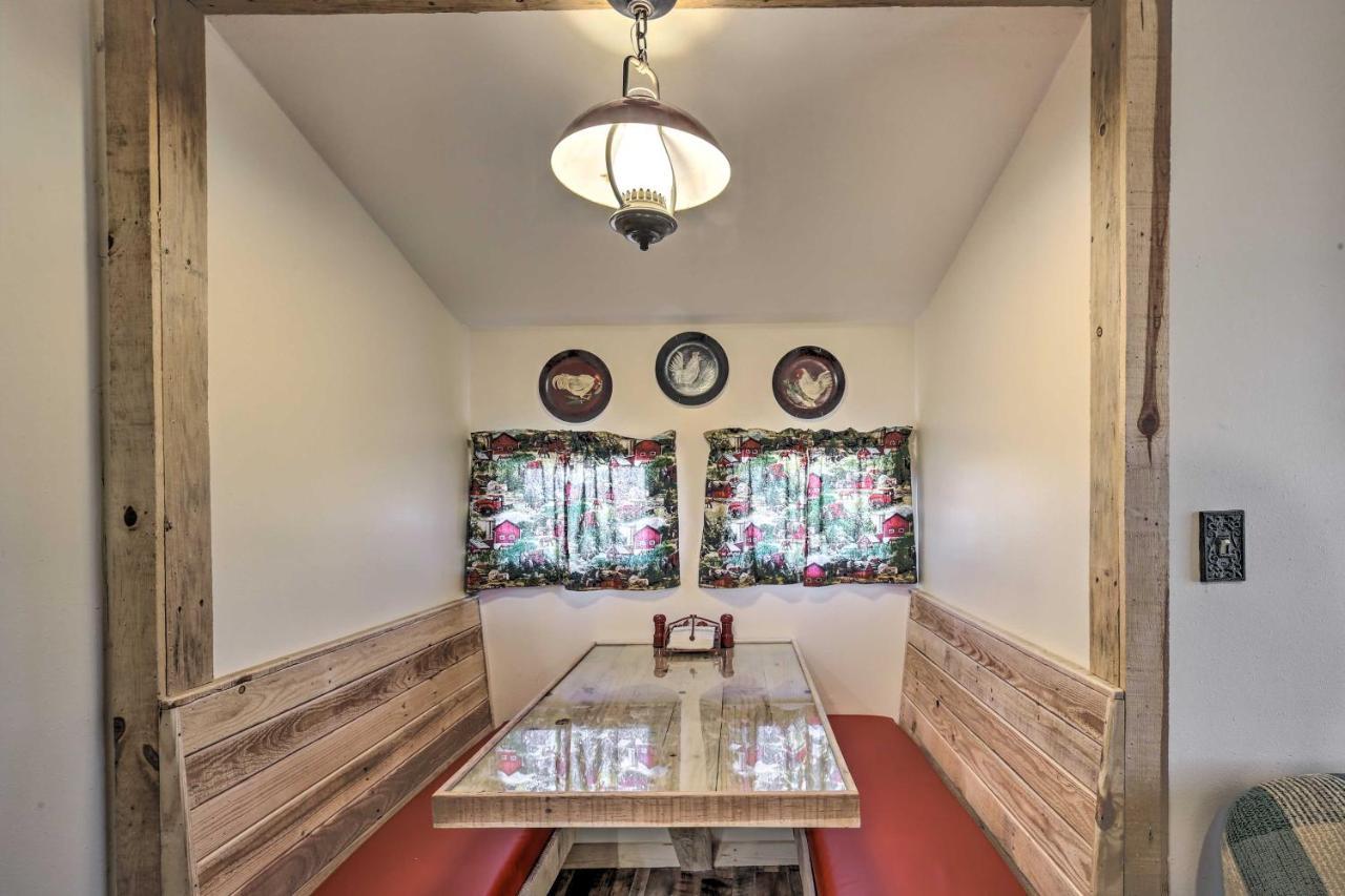 Kerrville Converted Barn Tiny Home With Kayaks! المظهر الخارجي الصورة