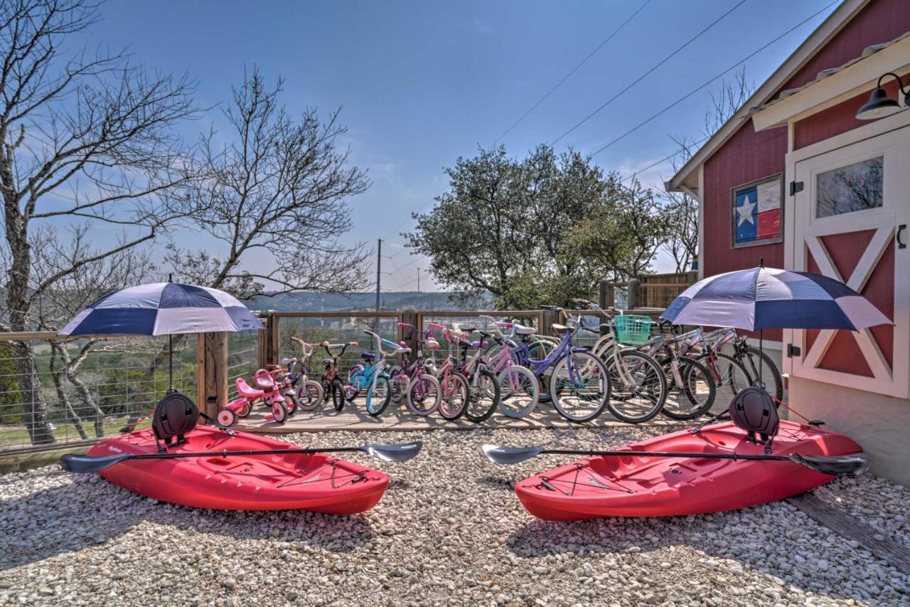 Kerrville Converted Barn Tiny Home With Kayaks! المظهر الخارجي الصورة